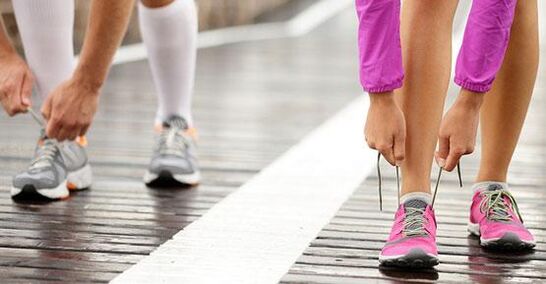kurpju auklu sasiešana pirms skriešanas svara zaudēšanai